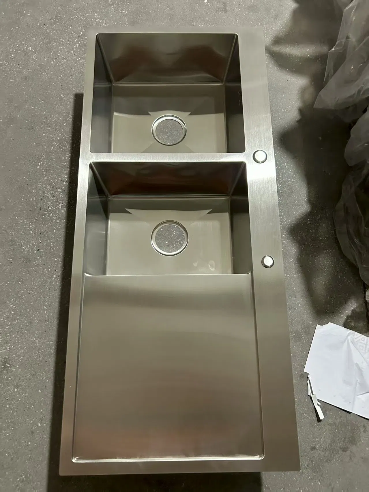 Heavy Duty Kitchen Wash Basin with Commercial Grade Features Stainless Steel Sink