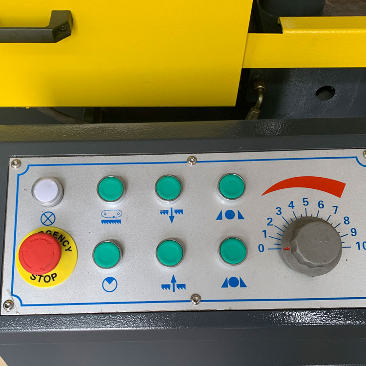 Станок ленточнопильный горизонтальный автоматический GH4235