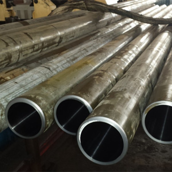 Труба гидравлическая бесшовная DIN2391 St52