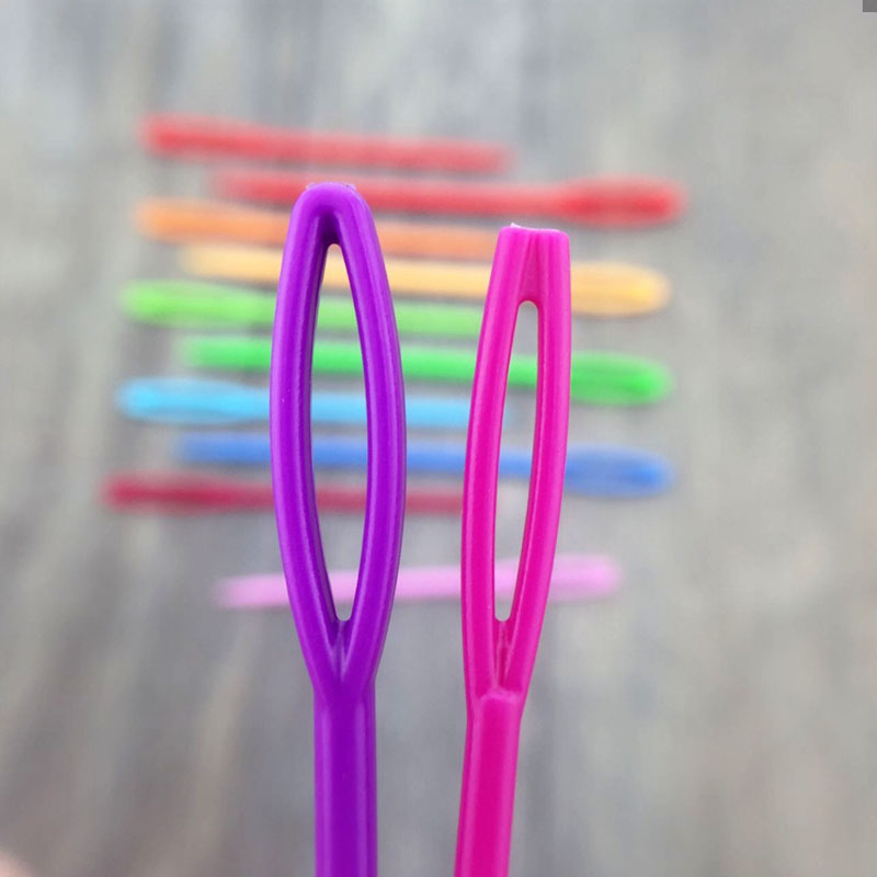 DIY Hand Sewing Knitting Sweater Woolen Yarn Plastic Needles for Children