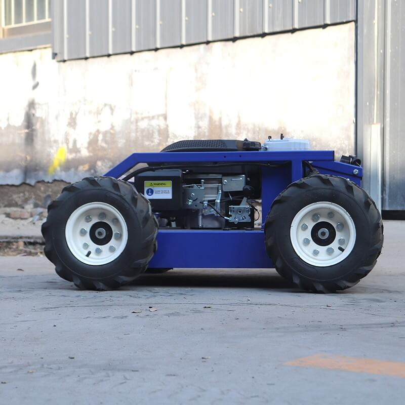 Газонокосилка с дистанционным управлением и полным приводом