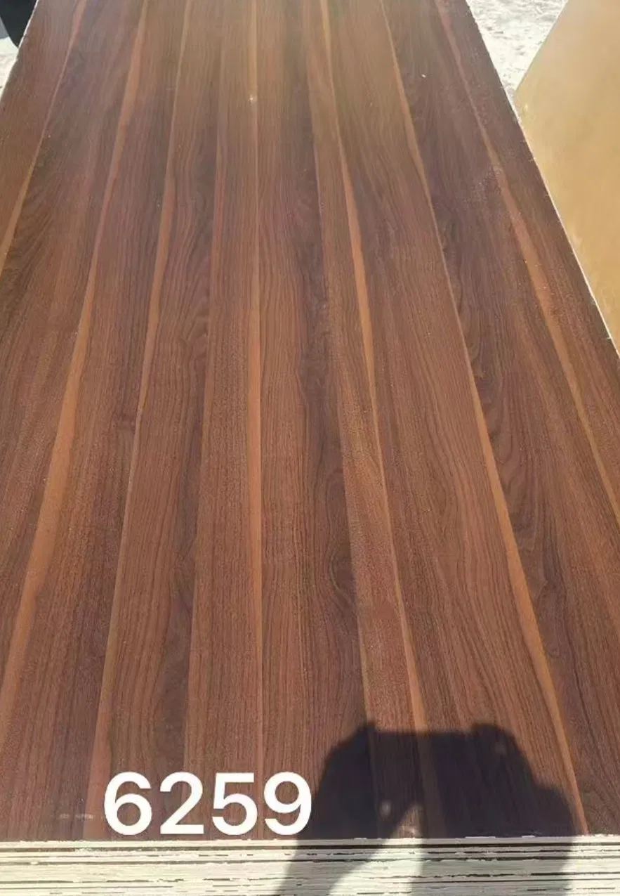 High Glossy 9mm/15mm/18mm Hardwood Core Melamine Laminated Commercial Plywood Board From Factory