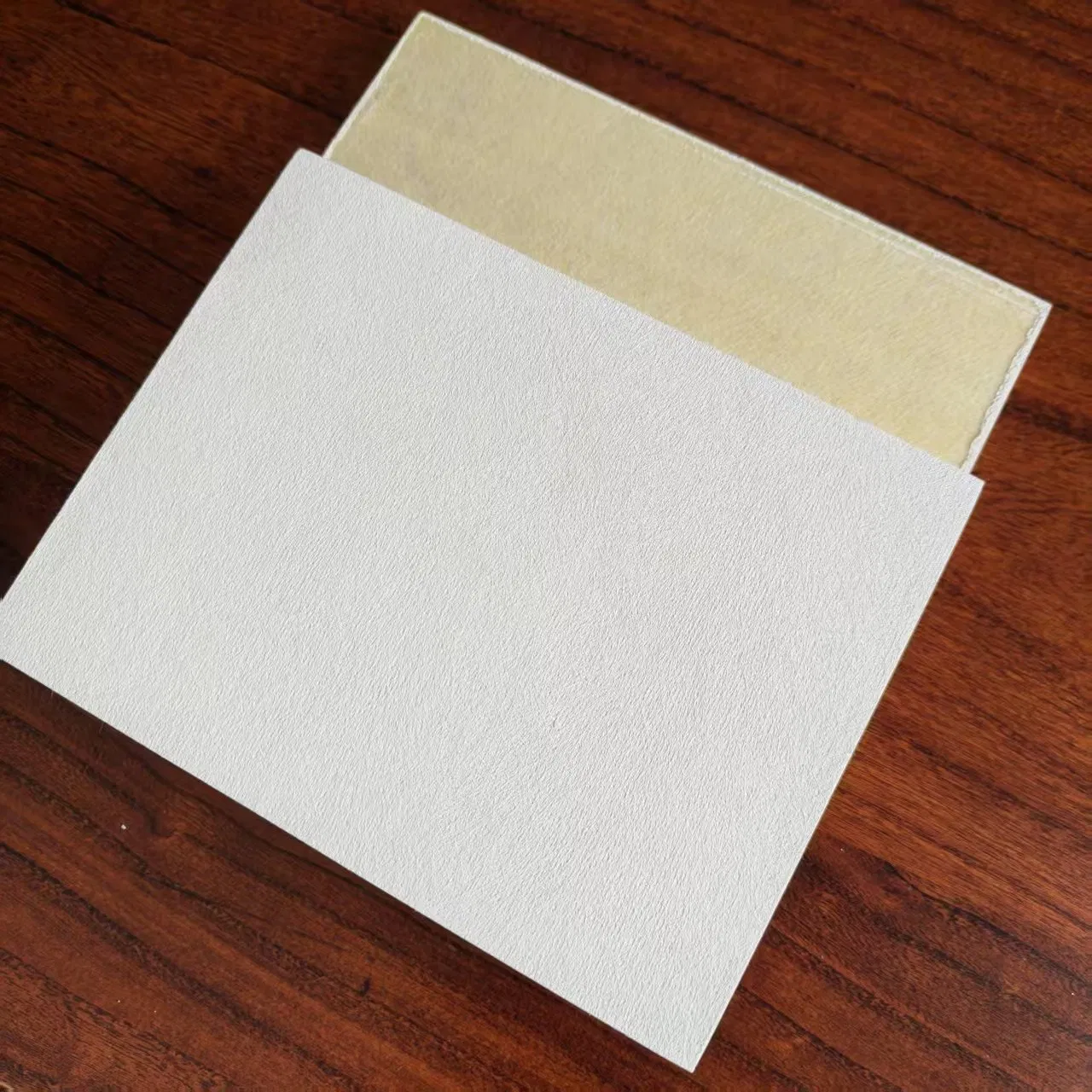 Fiberglass Acoustic Ceiling Tiles for Restaurants Cafes Bars Video Halls Video Studios