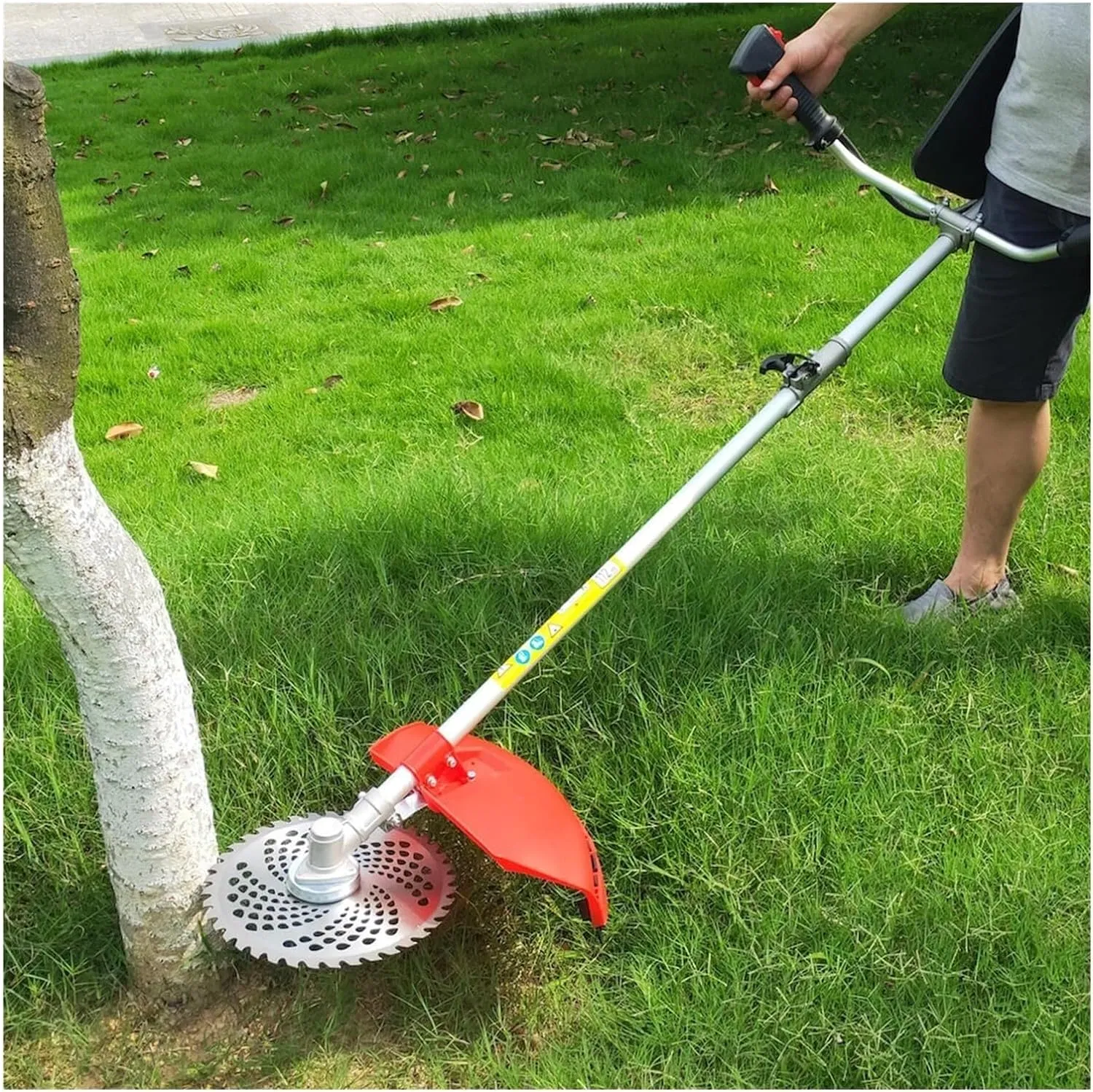 Portable Cutting Tool for Gardening with Easy Start Technology (BC430G)