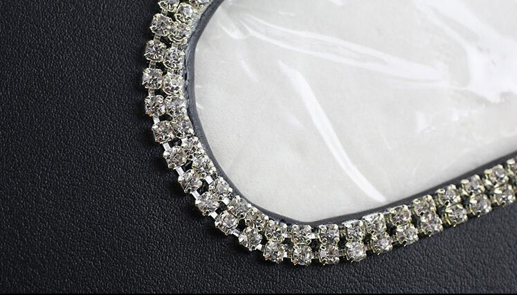 Fashion Crown Crystal Car Tissue Box Sun Visor Leather Auto Tissue Bag Sunvisor Hanging Holder Case Napkin for Car Accessories