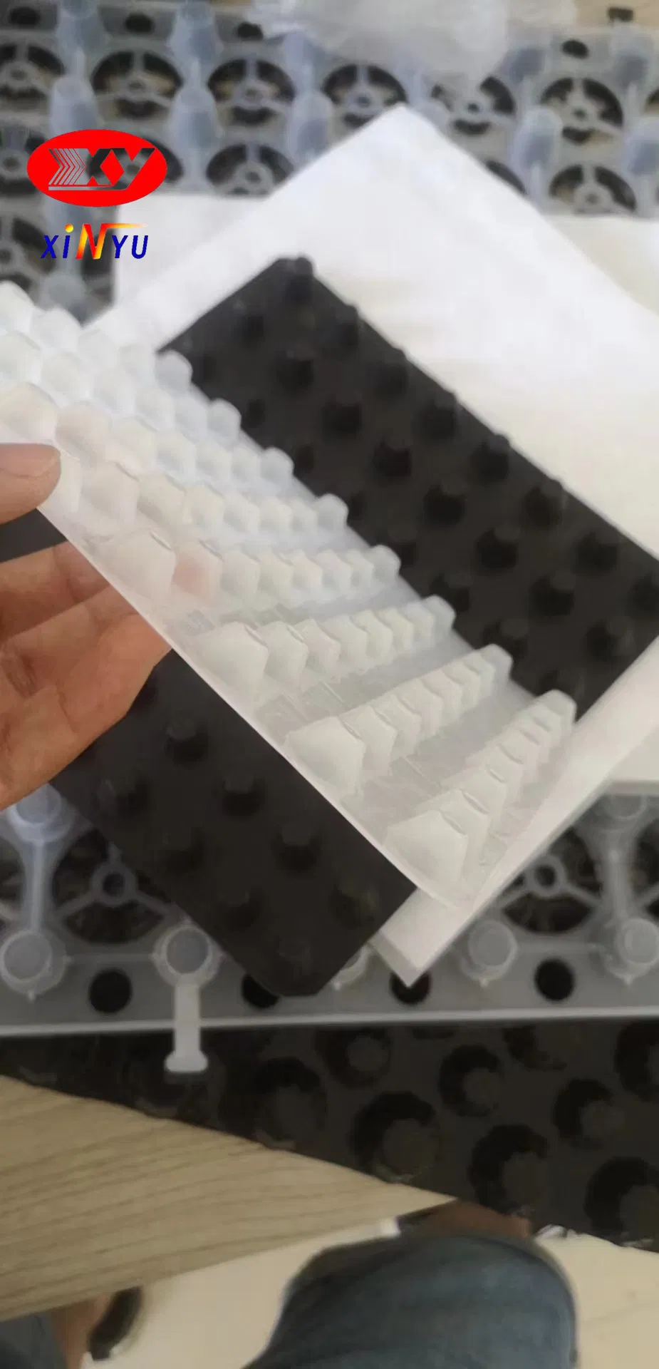 Manufacturers Drainage Board Wholesale PE Plastic Drain Board Water Storage Siphon System Building Garage Garden Auspicious Drainage Board