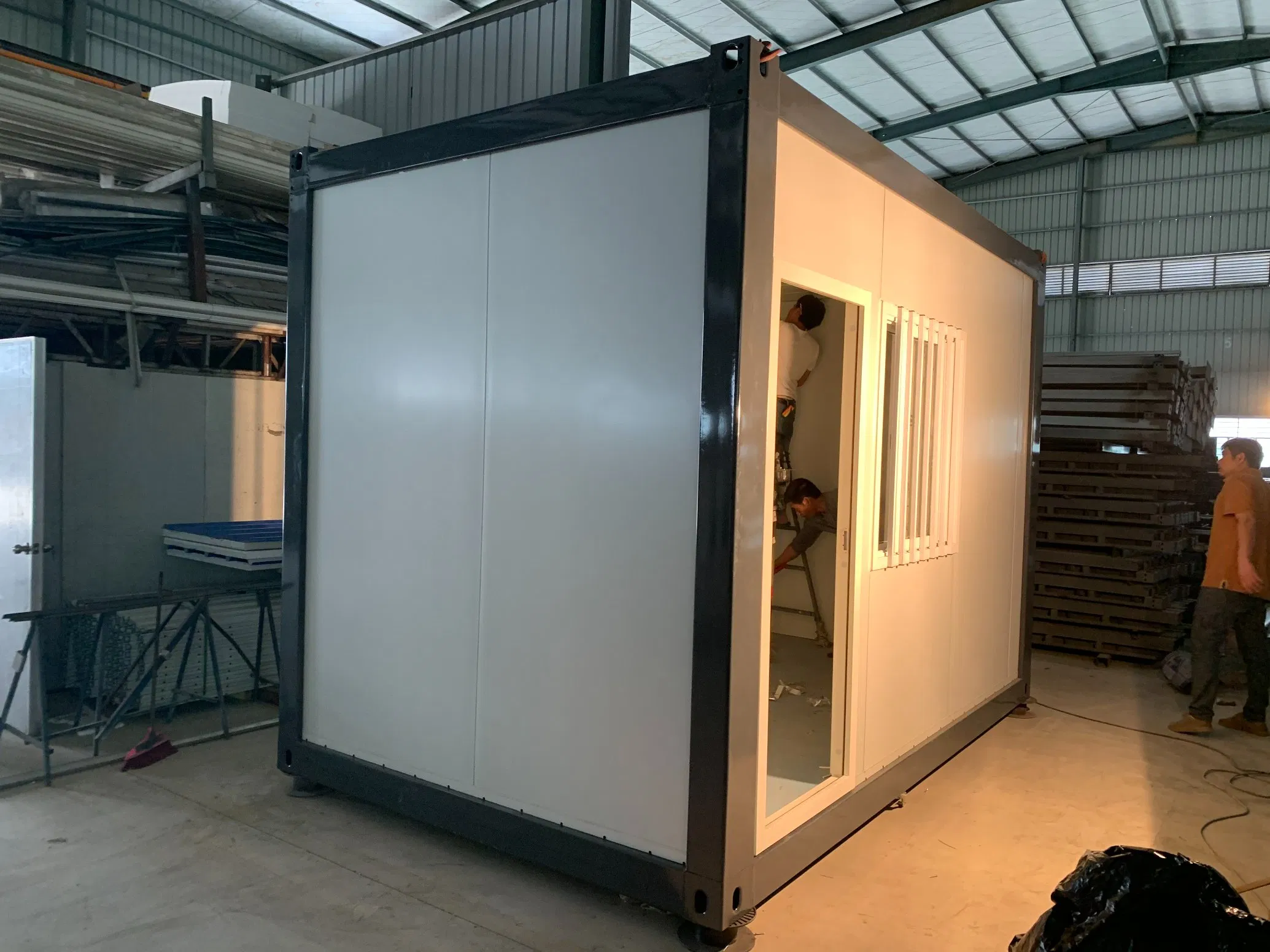 Affordable Steel Frame Office Solutions for Global Distribution
