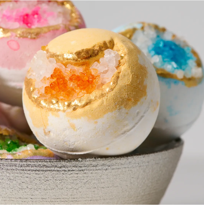 OEM 100% Natural Ingredients Bath Bombs with Epsom Salt SPA Bubble Organic Crystal Bath Bomb