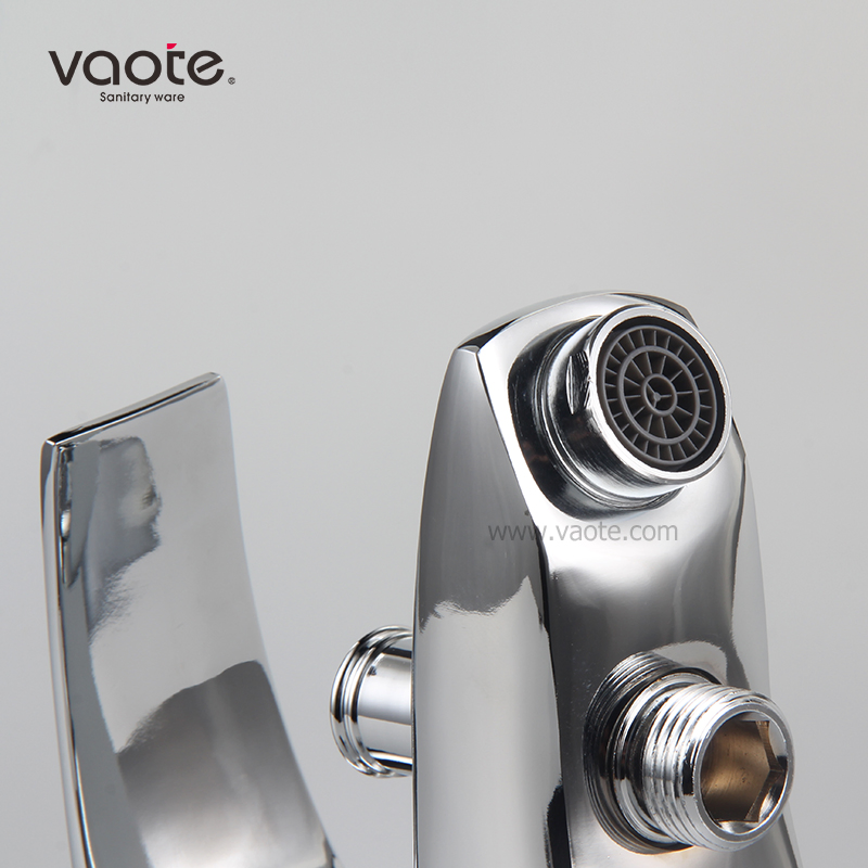 Popular Design Brass Chrome Single Lever Bath Mixer (VT 14501)