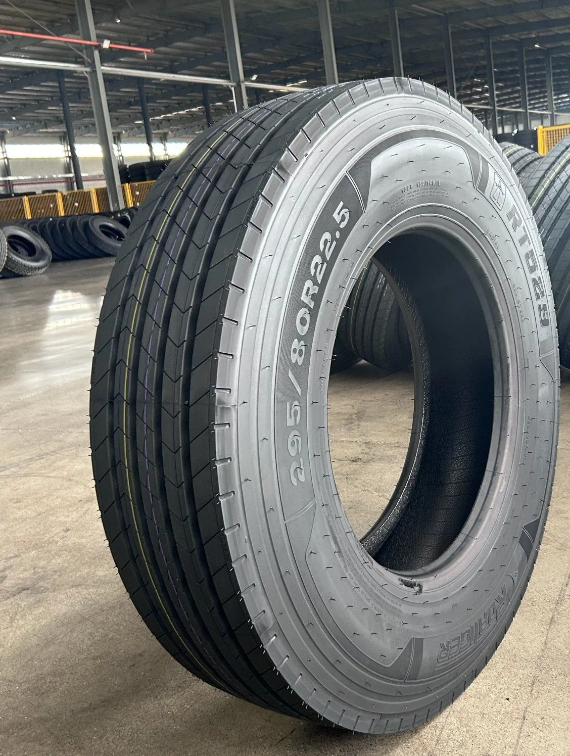 295/80R22.5 RT529 Стальной радиальный грузовой шинный