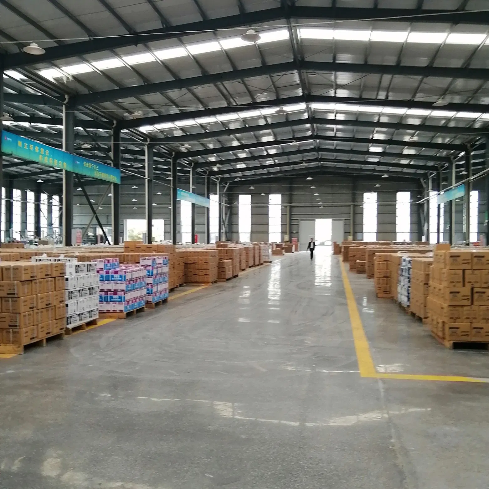 OEM Service 600ml Auto Glass PU Sealant Building Material Polyurethane Windshield Adhesive Polyurethane Sealant