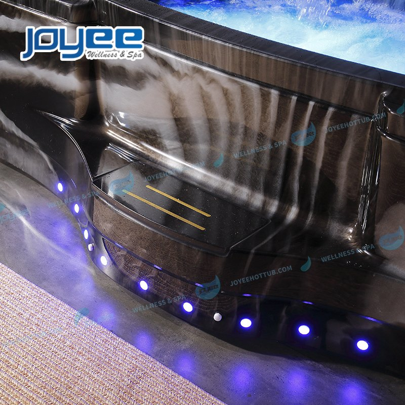 Угловая акриловая ванна с гидромассажем Joyee