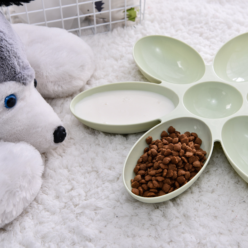 Pet Cat and Dog Dinner Plate 6-Grid Petal-Shaped Plastic Storage Household Anti-Snatch Feeding Bowl