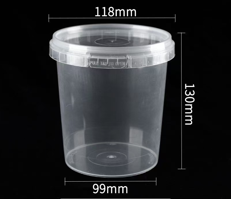 Пластиковый контейнер для супа 900 мл с защитной крышкой