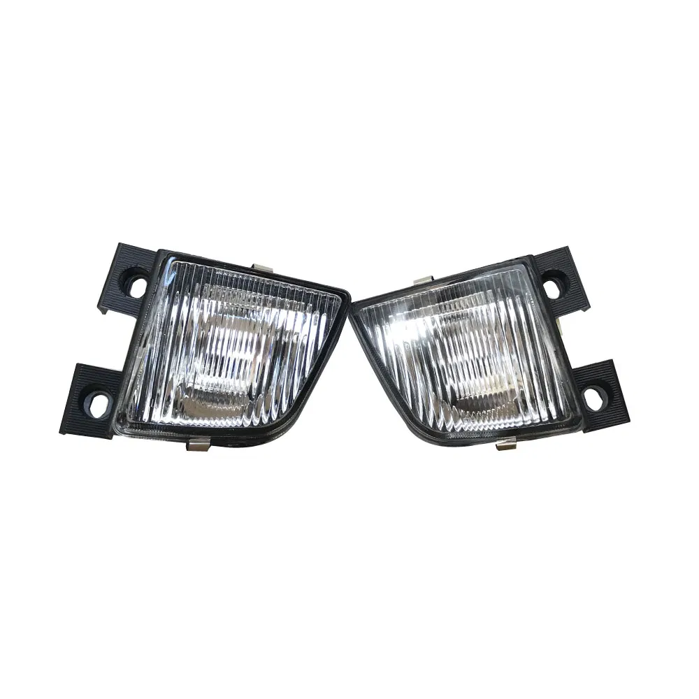 Противотуманная фара BOOST для Toyota Hiace 1994-1997