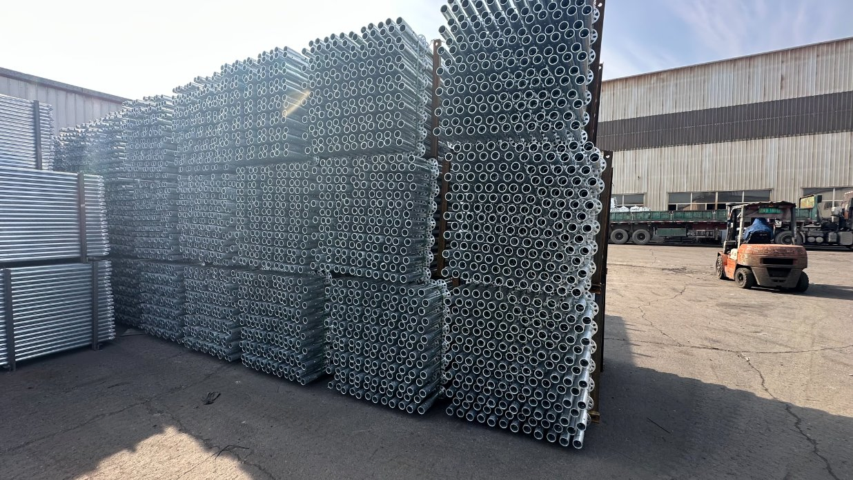 Adjustable Q235 Steel Ringlock Scaffolding Support for Dam Projects