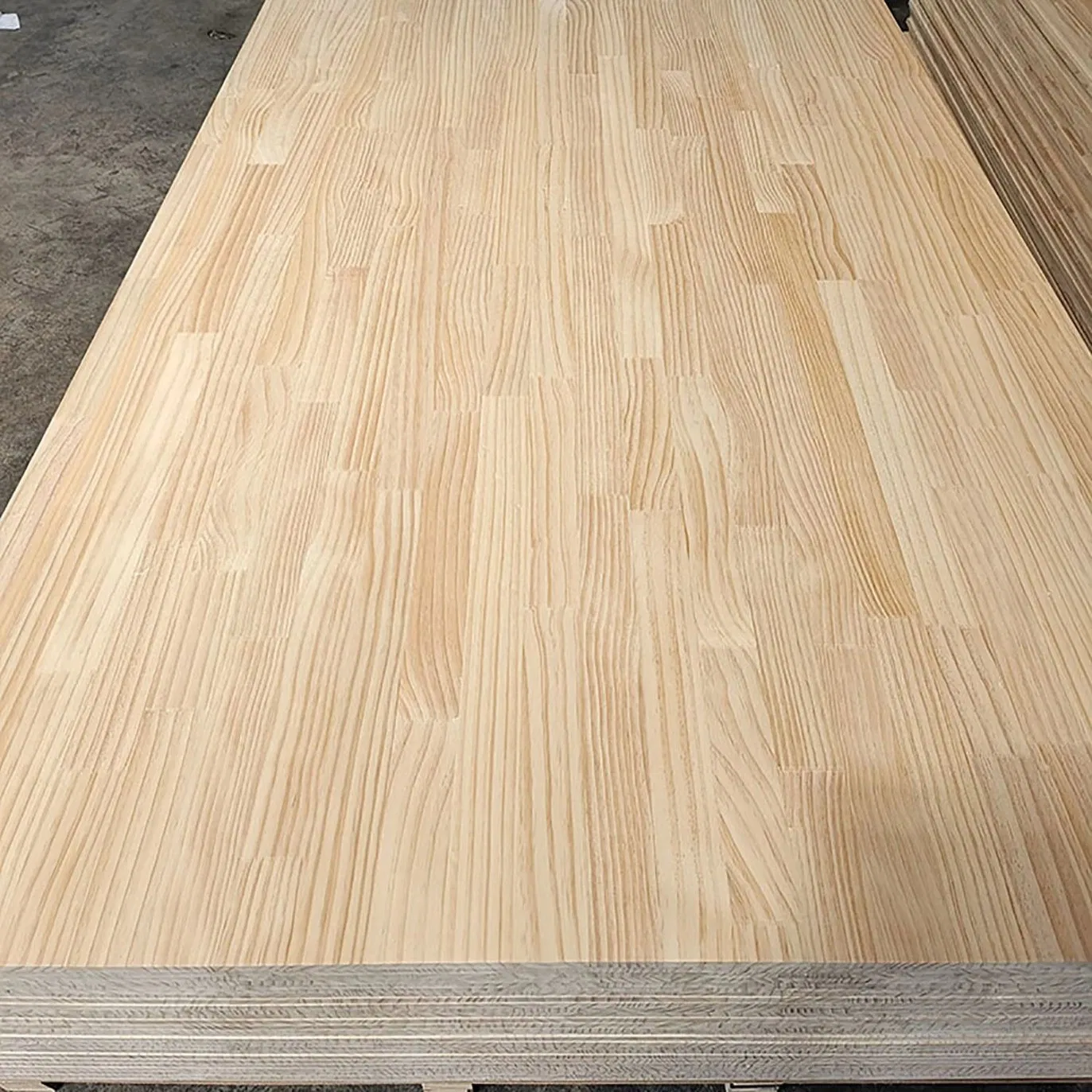 Factory Wholesale Pine Solid Wood Finger Jointed Natural Wood Board