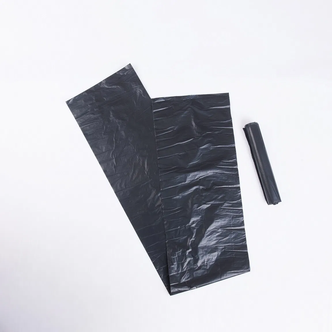 Durable Trash Bags on Roll for Efficient Waste Management