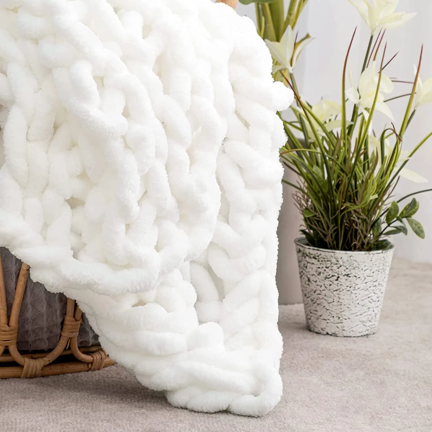 Chunky Knit Throw Blanket Soft Large Cable Knitted White Chenille for Bed Sofa Boho Fluffy Weight Blanket
