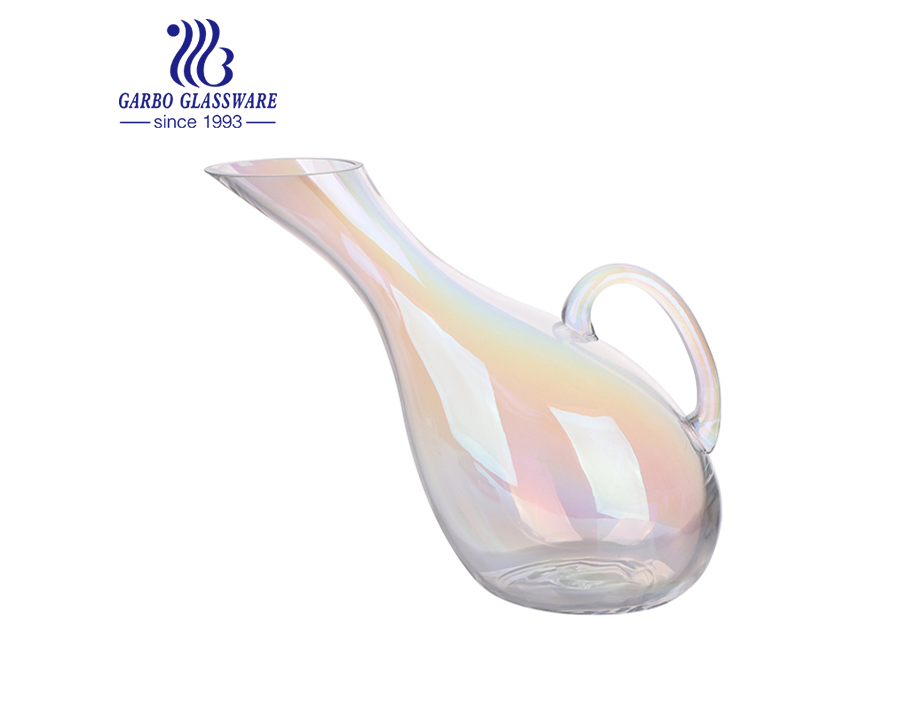 Factory Cheap Elegant Ion Plated Golden Royal 1.7liter Gift Glass Red Wine Decanter for Party Banquet