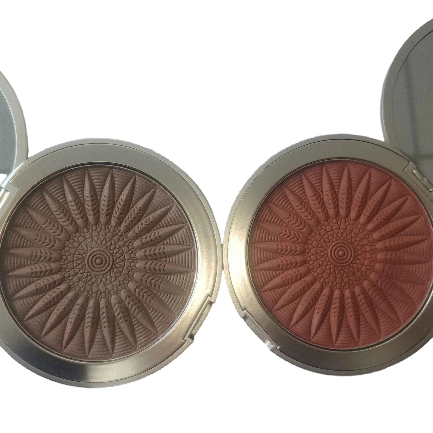 Radiant Mineral Makeup Powder for Flawless Matte and Shimmering Looks
