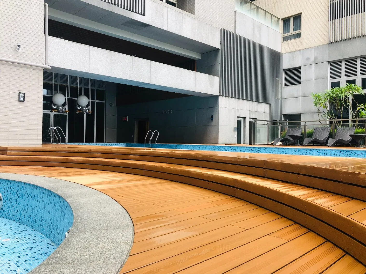 Experienced Manufacturer Waterproof WPC Outdoor Decking Flooring Composite Board