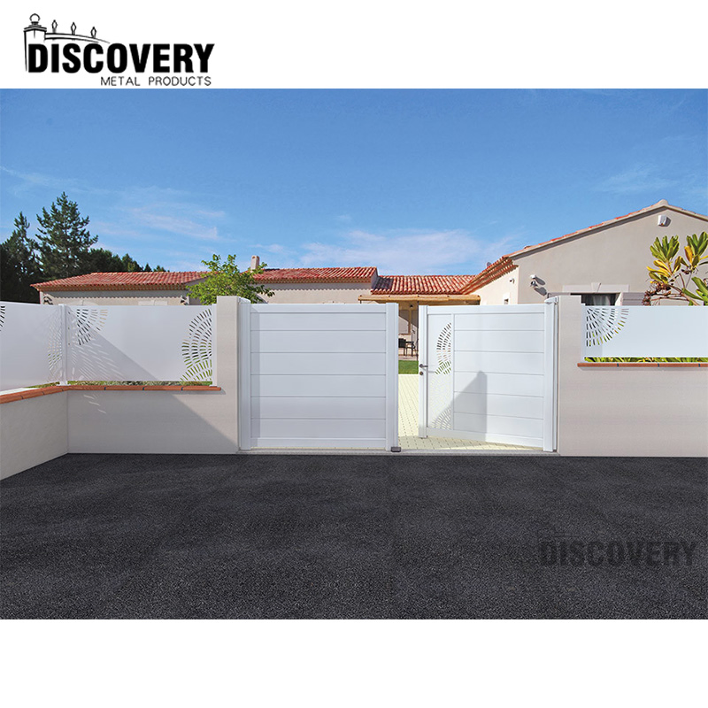 Распашные ворота из алюминия с порошковым покрытием