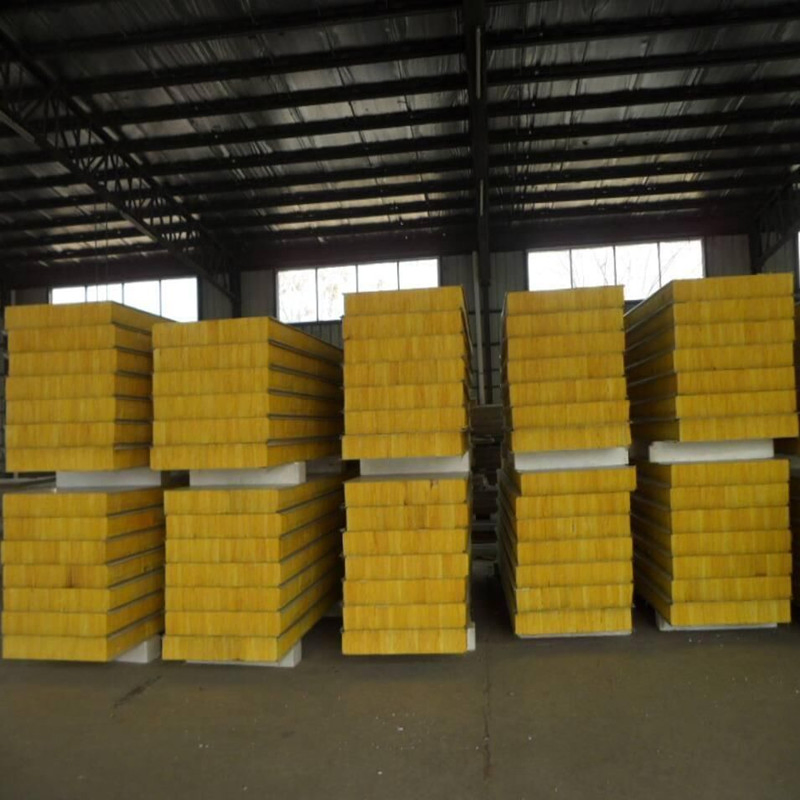 EPS PU Rock Wool PUR Glass Wool Insulated Sandwich Panel for Roof Wall Cladding System