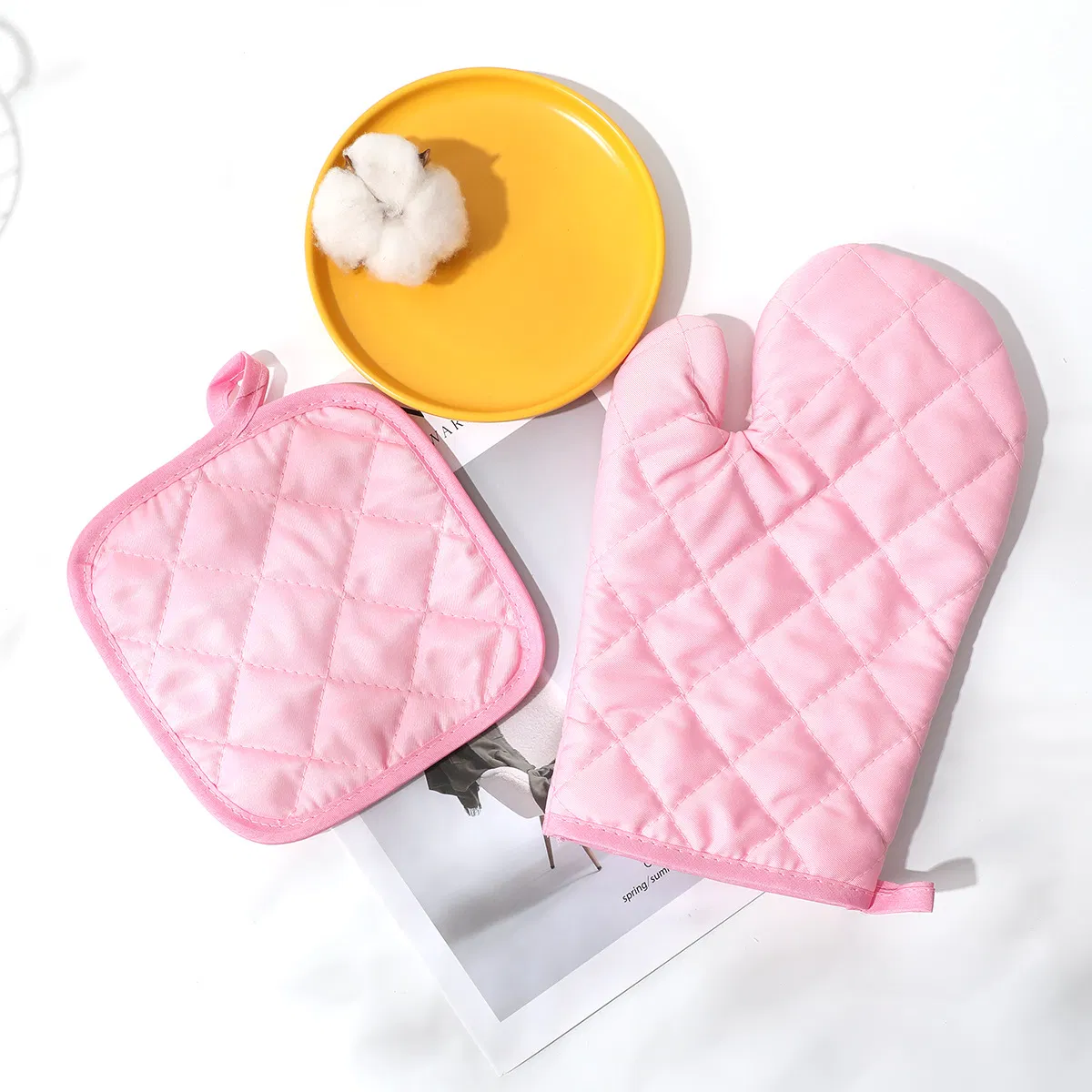Pink Checkered Heat-Insulating Glove Set, Glove Mat, Universal Oven Glove, Desktop Protection Pad