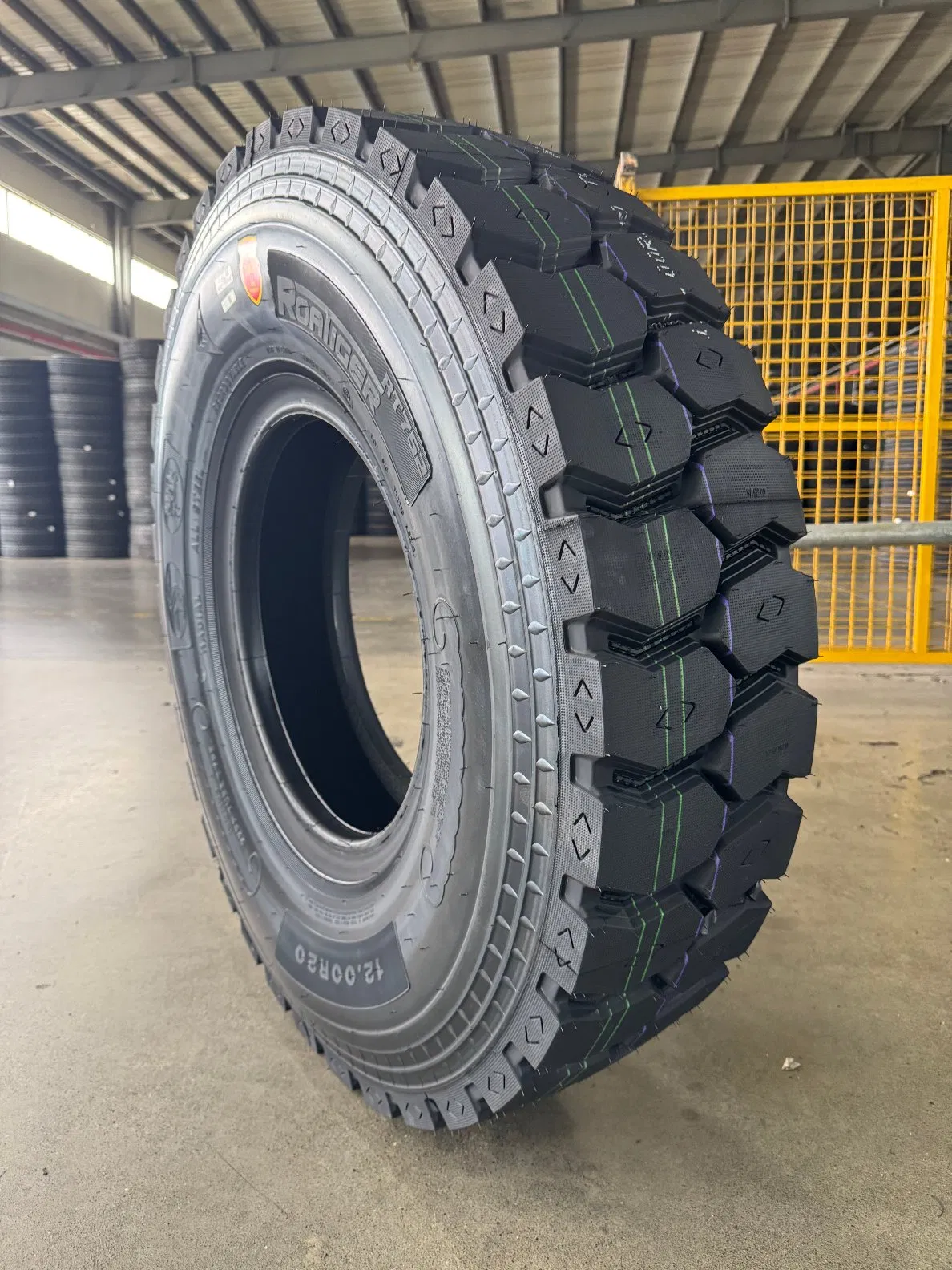 1200R20 RT752 High Quality Heavy Duty Truck Tyre with ECE DOT Certification