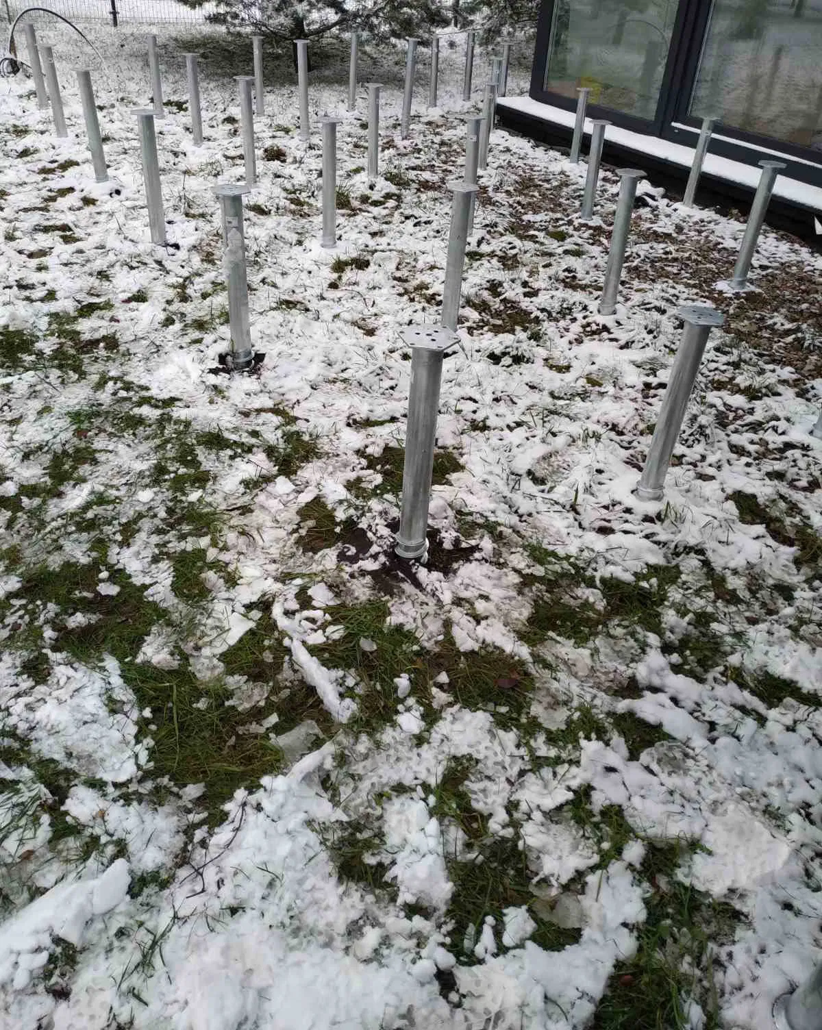 Винтовая свая с фланцем для солнечных электростанций