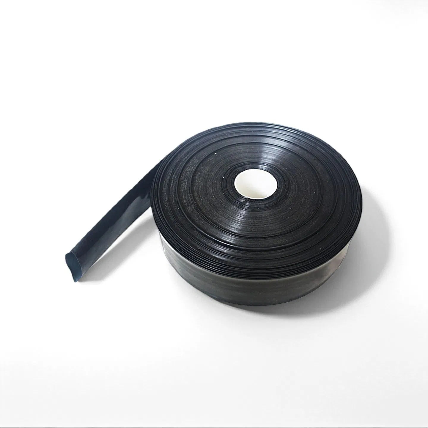 Полиэтиленовая лежачая труба для капельного полива 1.5 Bar