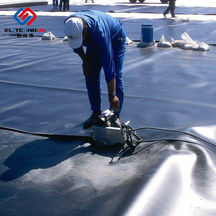 Board Thickness 1.0mm Dimple Height 1.0cm Drainage Dimple Geomembrane