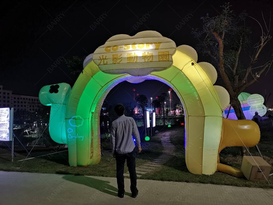 Outdoor Commercial Event Advertising LED Lighted Animal Shape Inflatable Arch
