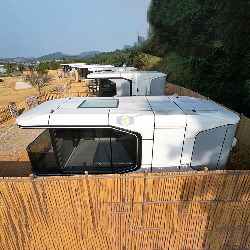 Compact Functional Capsule House for Eco-Friendly Living Spaces