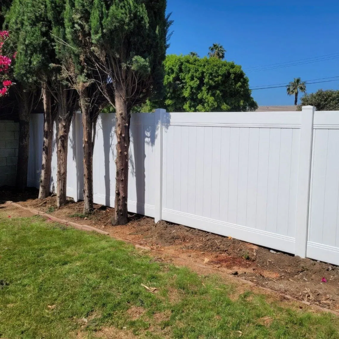 Durable & Low Maintenance Vinyl Fences