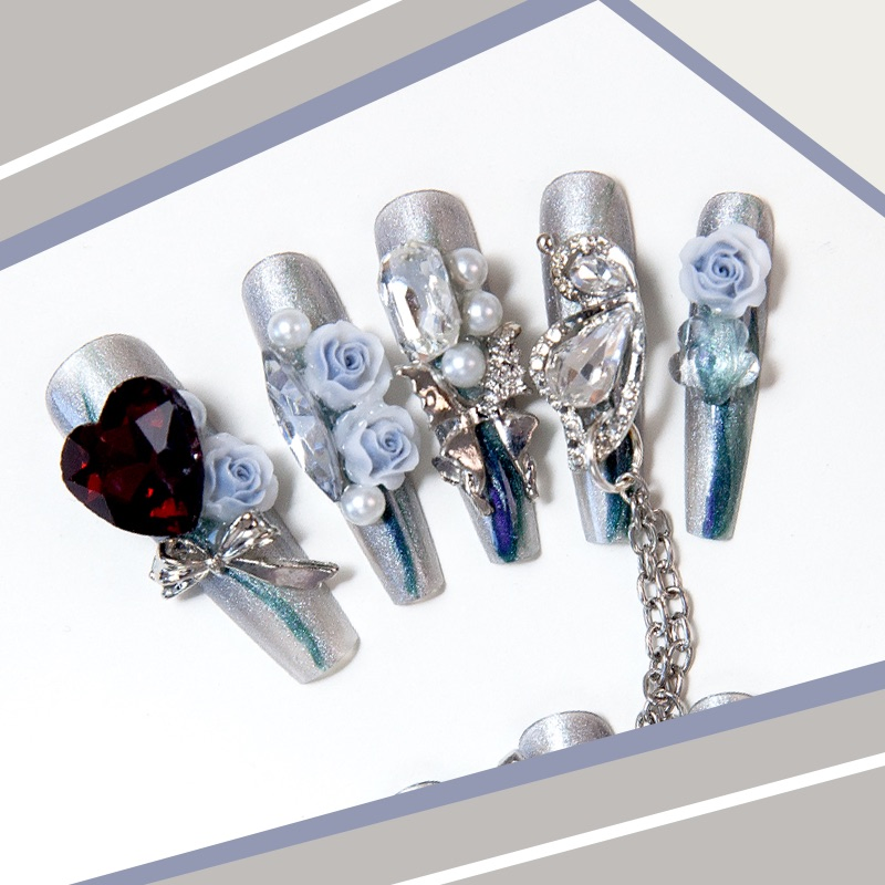 Luxury 3D Rose Press-on Nails with Stunning Crystal Chains
