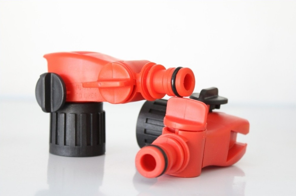 Red Plastic Bottle Garden Hose End Head Sprayer for Car Washing House Cleaning Pest Repellent