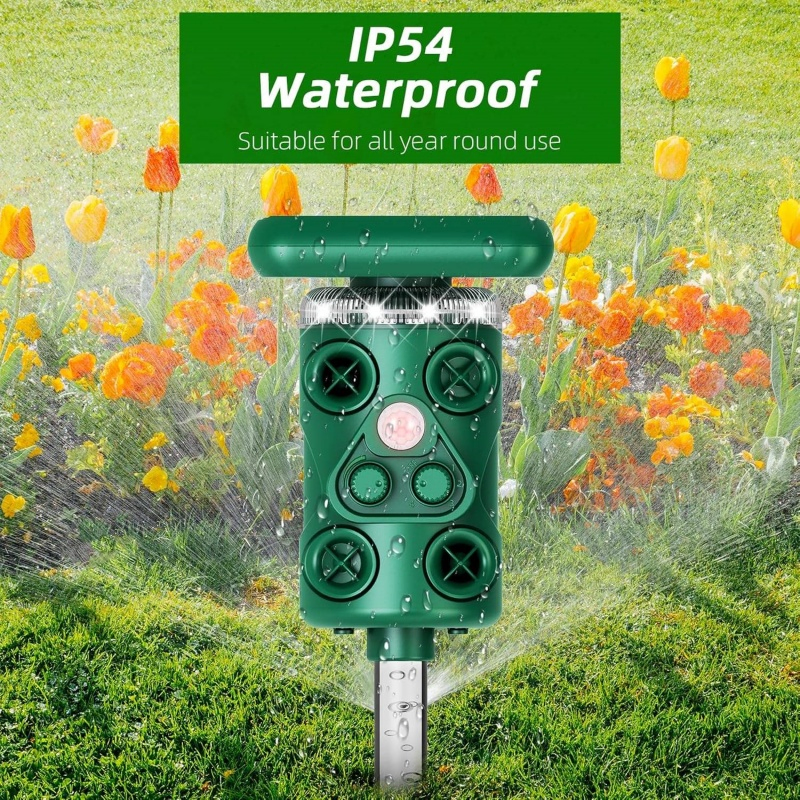 Outdoor Wildlife Control Device Motion Sensor Flash Waterproof Solar Powered ABS Material Ultrasonic Pest Repellent