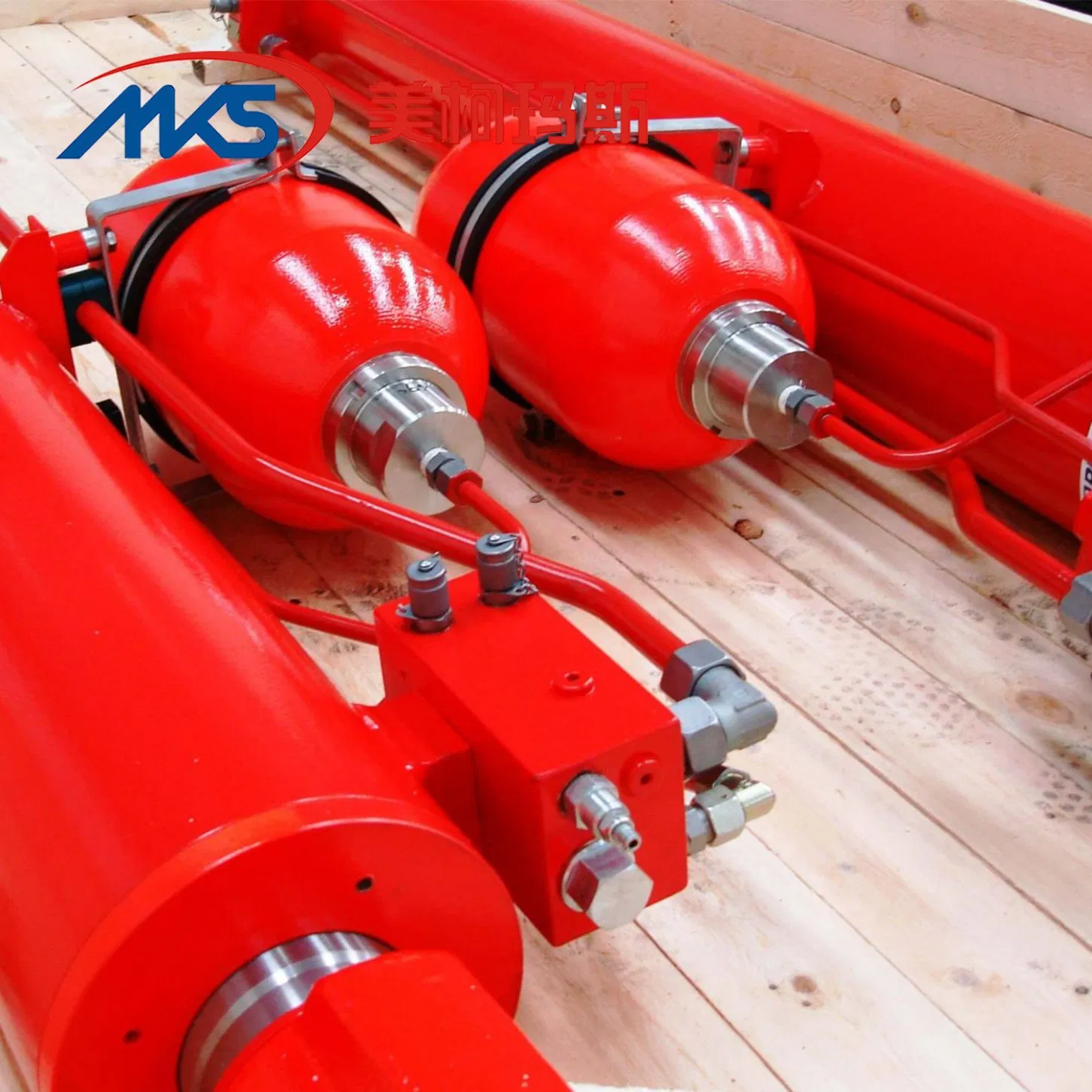 Гидравлический аккумулятор Komatsu PC2196 HD1500-7