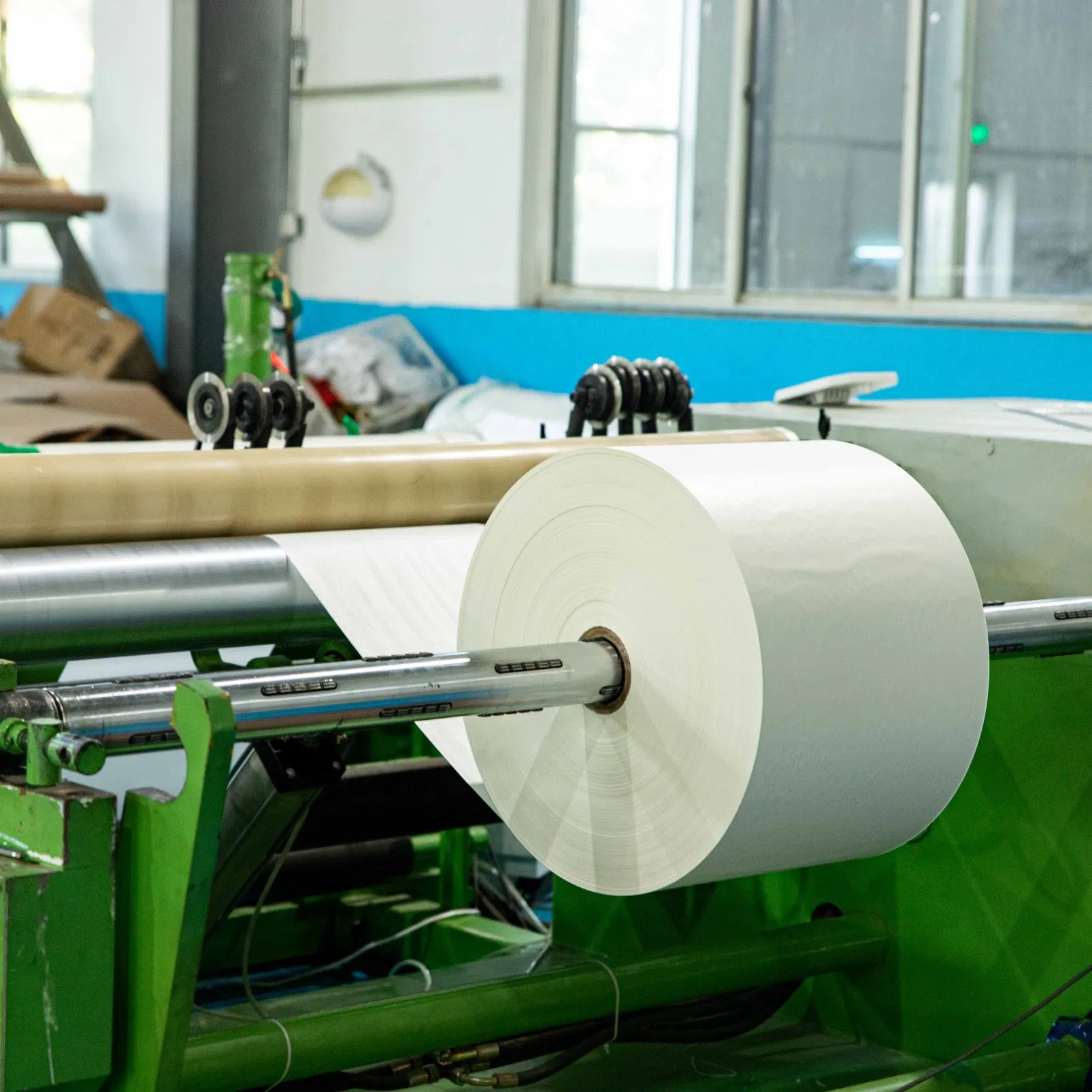 Premium 100% Weijin Wood Pulp Baking Paper for Versatile Cooking