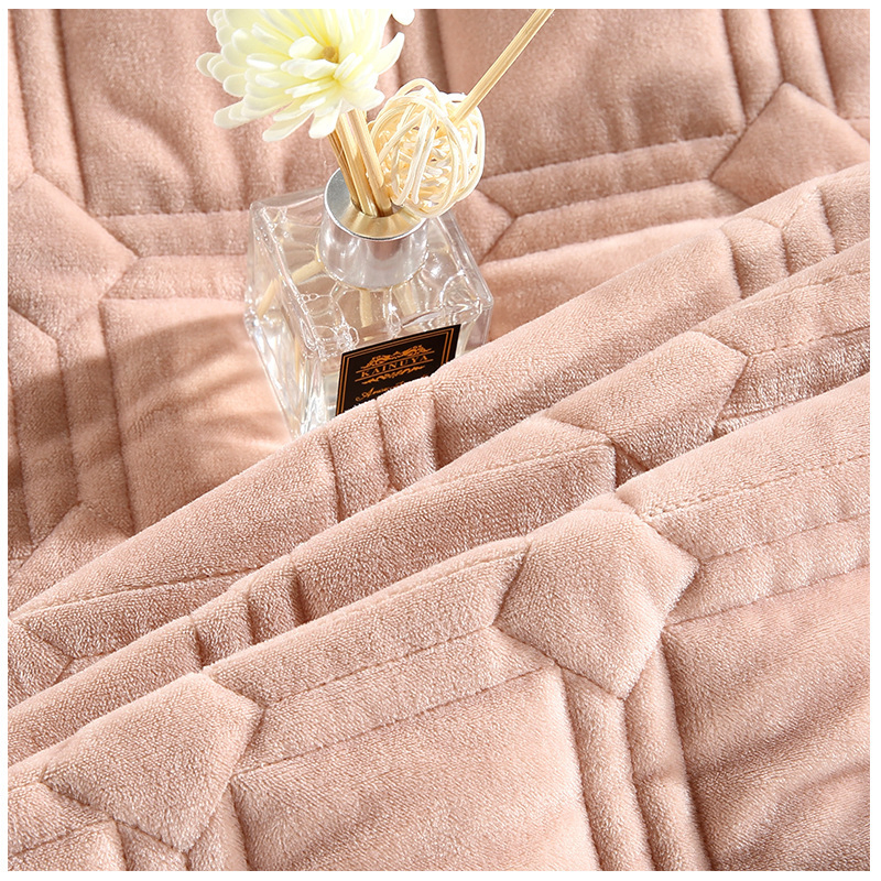 Queen Size Duvet Insert All Season Lightweight Alternative Hotel Comforter