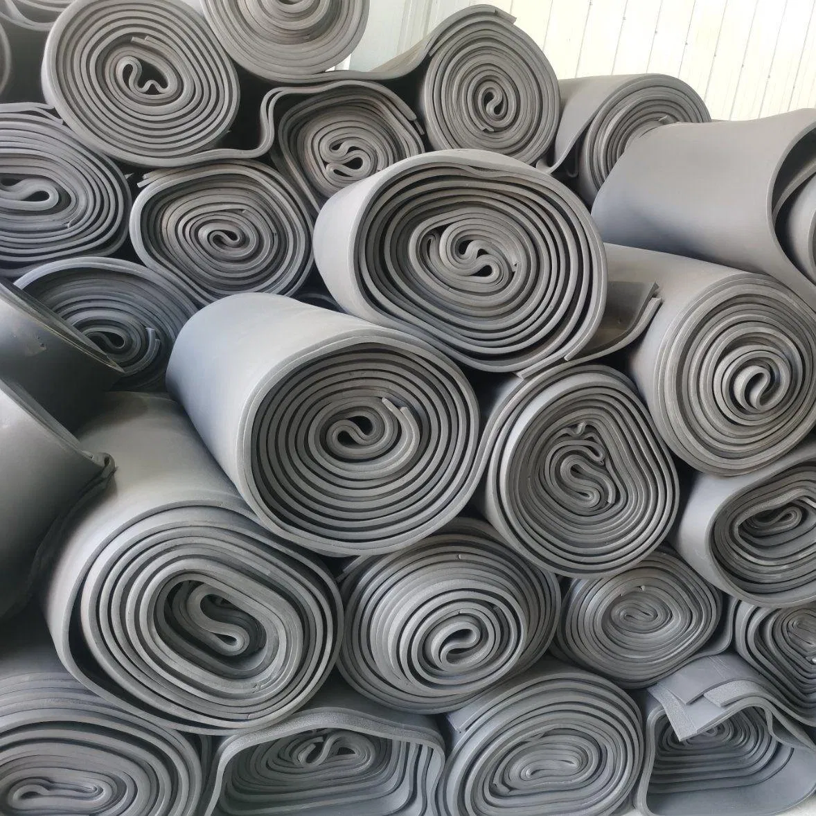 Industrial Grade Rubber Foam Sheet for Conveyor Belts and Machinery Protection