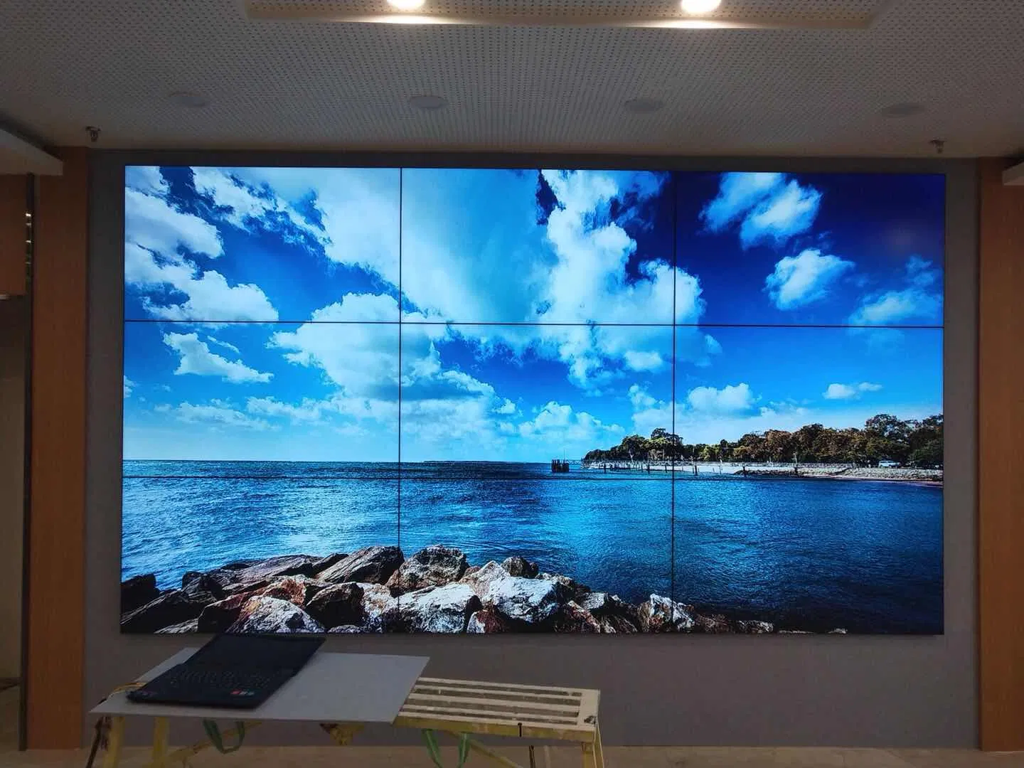 Windows Video Display, Segment Fws Cardboard, Wooden Carton, Flight Case China LED Display