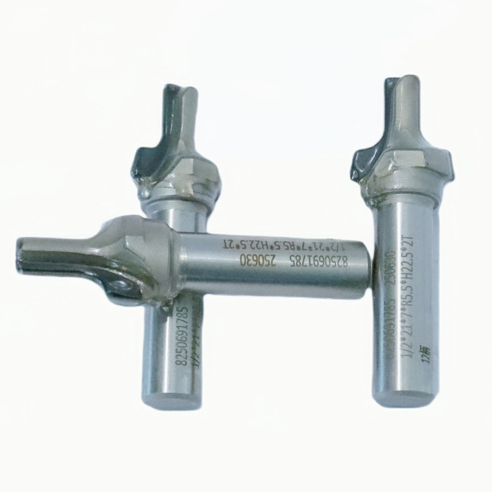 Алмазная фреза 1/2X21X7xr5.5xh22.5X2t для дерева