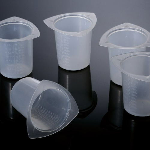 Strong Medical Grade Polypropylene Lab Plastictri-Cornered Beakers 250ml Autoclacable