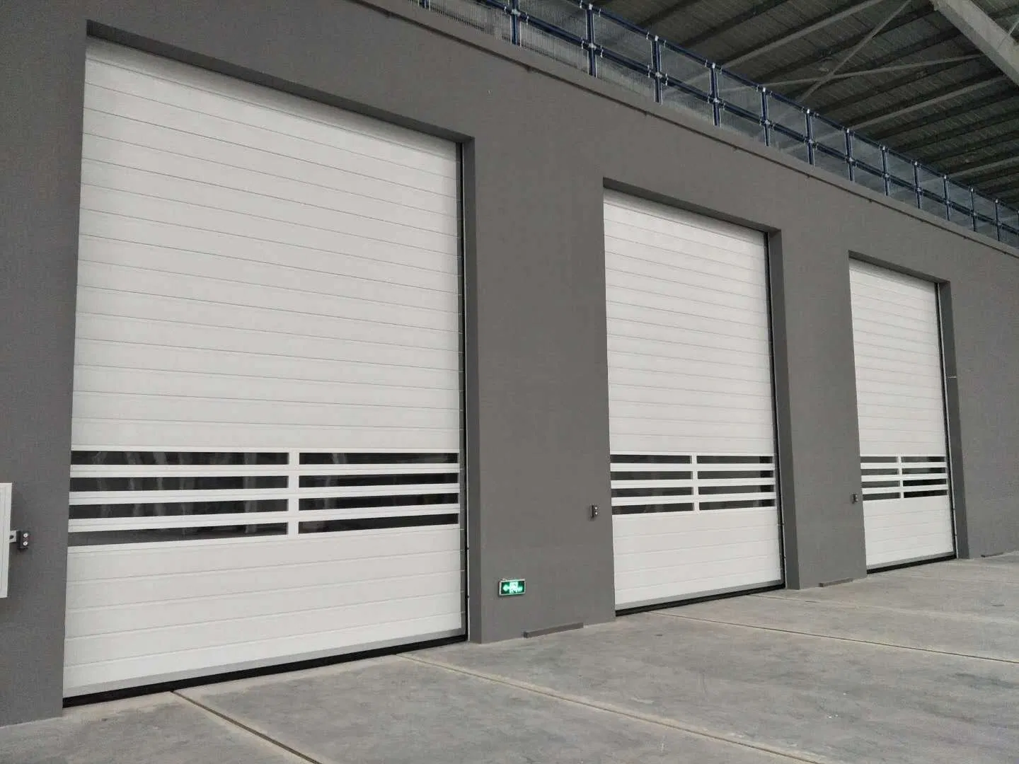 Fast Roll up and Shutter Spiral Automatic Security Warehouse Door