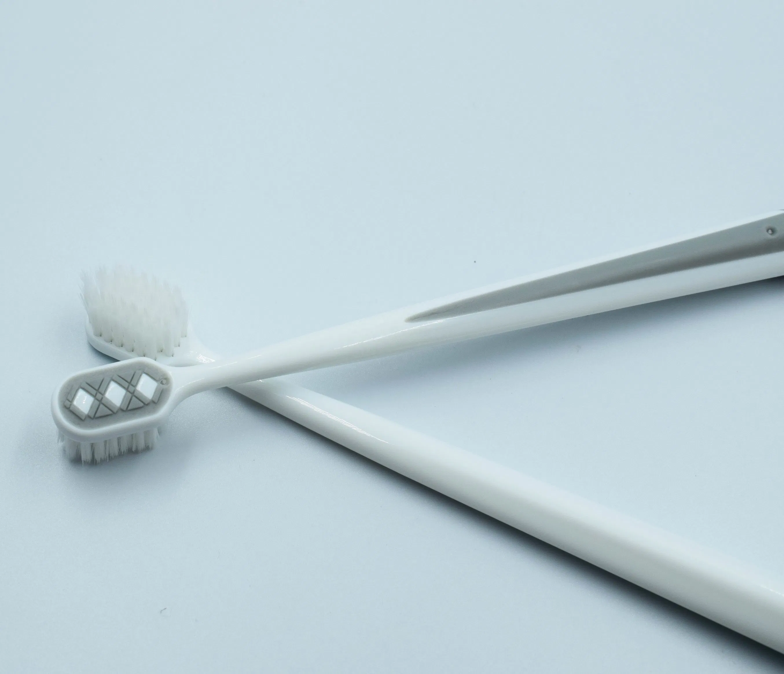 Home Use Dental Care Manual Soft Bristles Plastic Adult Toothbrush for Sale