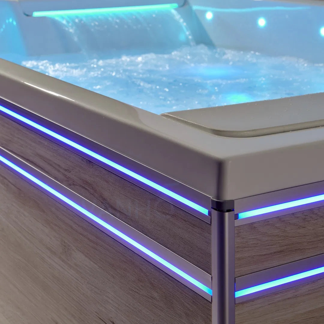 Угловая ванна с гидромассажем и функцией SPA