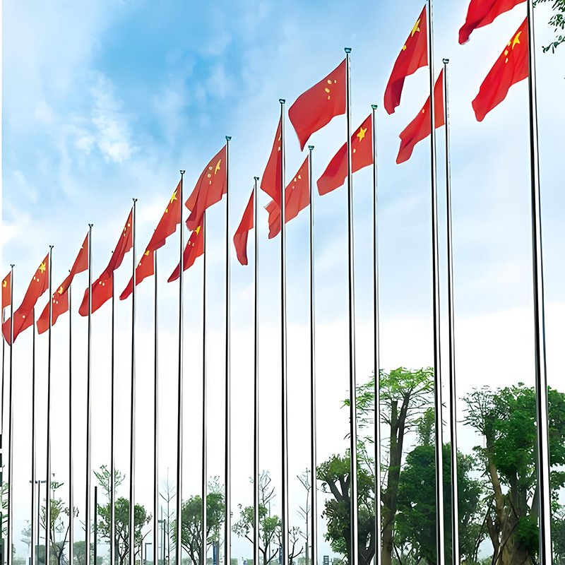 Lightweight Flag Poles with Telescopic Guides for Easy Adjustment with Portable Flagstaffs